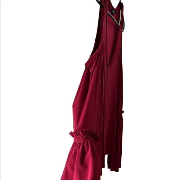 BooHoo Long Sleeve Shoulder Cut Out Maroon Blouse - Picture 2 of 4